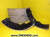 Brake Shoe Set - Front Wheel - 91008704