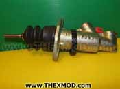 Cyclinder - Clutch Master Cyclinder - 2697630