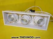 Light - 3 x 70W - CDM-TC G8.5 FLD WTE- SHUTT-PGH70043TC-YW-P