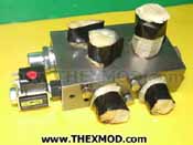 Valve Block Assembly - Hydraulic System - FV80076