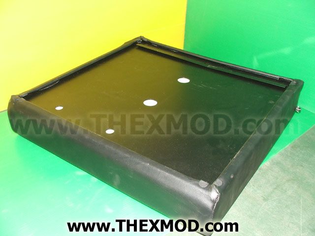 Seat - Squab Driver Front Black Std. -  MUC 1520-2