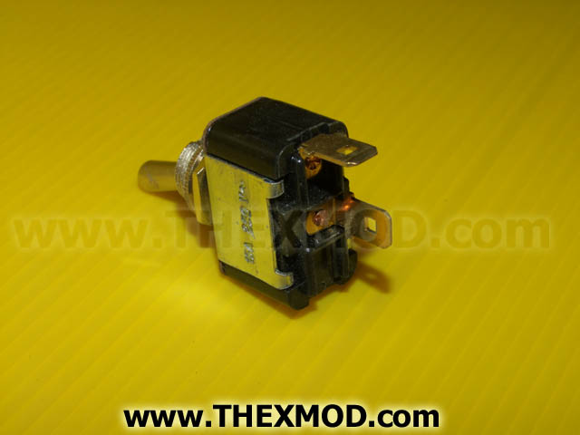 Switch - Toggle SPST 15A - 316-822 / 47719880-2