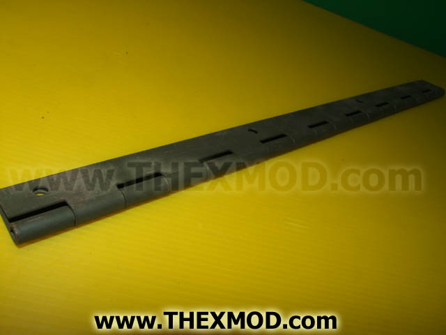 Hinge Trackguard - 455mm LG - FV480417-1