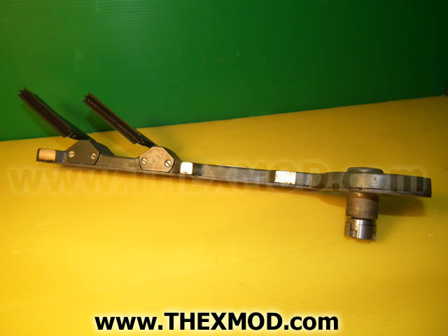 Wiper Assembly -Periscope - FV811355-2