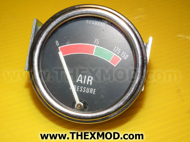 Gauge Indicating Air Pressure - 3048635-1