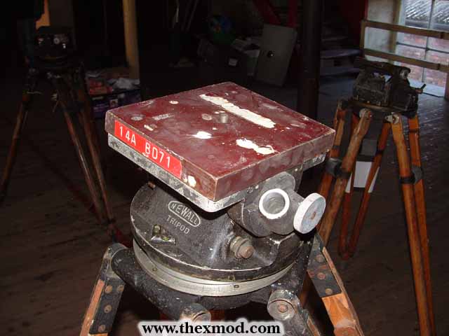 Tri pod -3