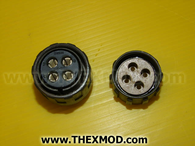 Connector - 4 Pin - FV585062 - VP7747-2