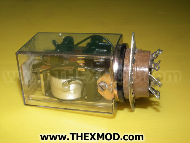 Relay and Socket - 24 vdc - FV600561-2