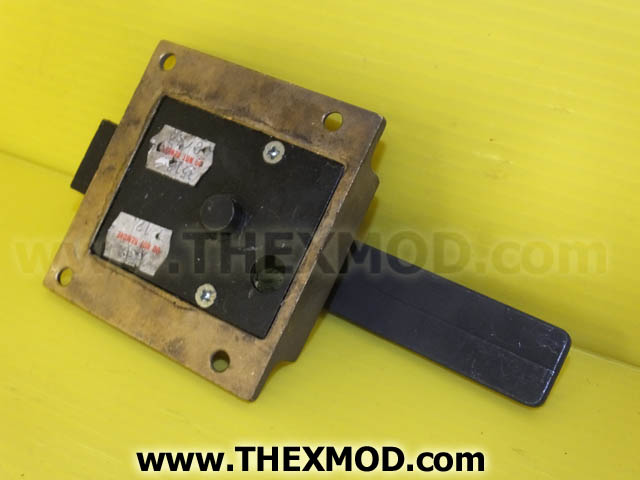 Lock - Slamlock - Rear Door - 271451022190-2