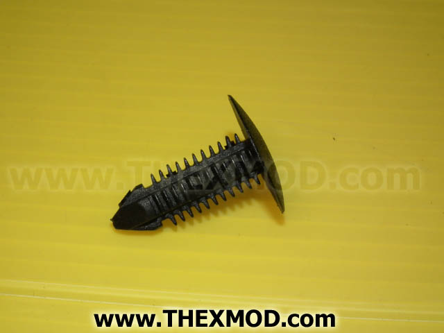Drive Fastener Trim - ACU8842-1