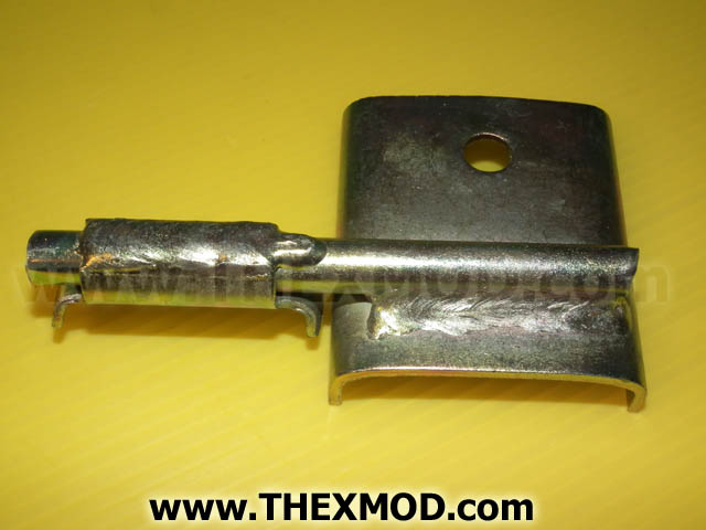 Bracket - Exhaust Pipe - ESR3294-1