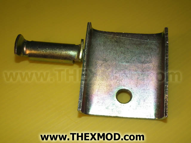 Bracket - Exhaust Pipe - ESR3294-2