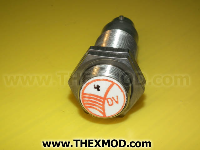 Switch - 010774-0000-2