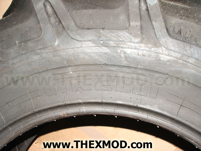 Tyre - Pirelli - TM 300 S - 18.4 R30-3