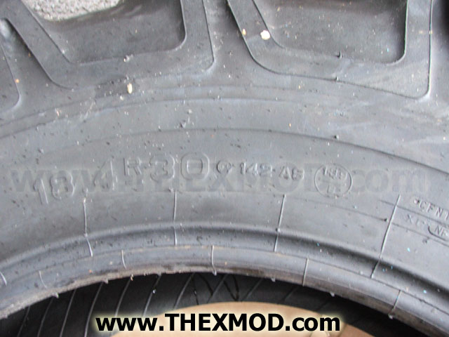 Tyre - Pirelli - TM 300 S - 18.4 R30-5