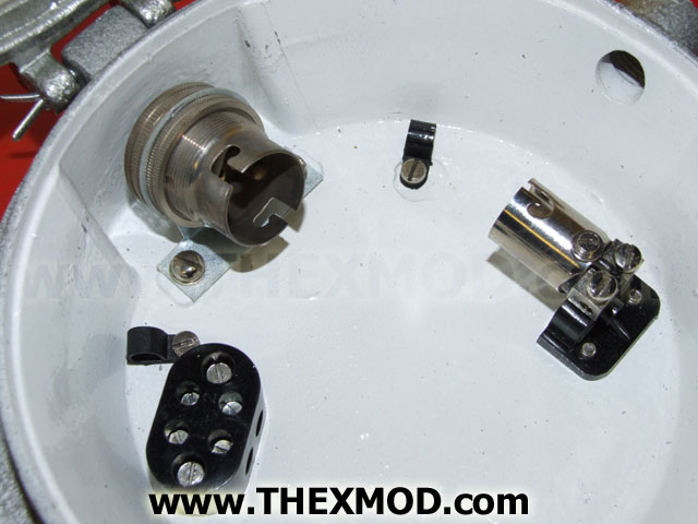 Light - Bulkhead - 200mm DIA Duel Bulb - FV776539-4