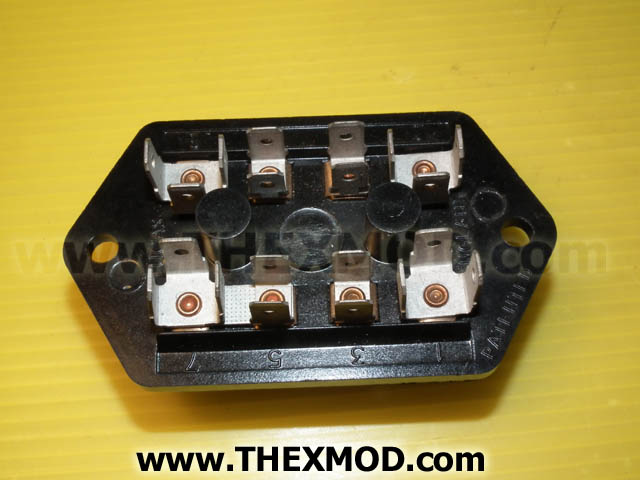 Fuse Box - 6FJ - 37564 42 82 -2