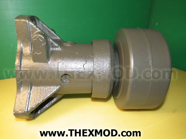 Bracket & Shaft - Track Support Roller - FV2028223-1