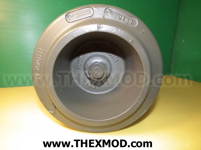 Bracket & Shaft - Track Support Roller - FV2028223-2