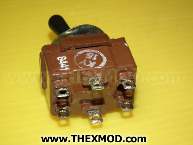 Switch Toggle - LX0269001 - BS9572 - F0004-2