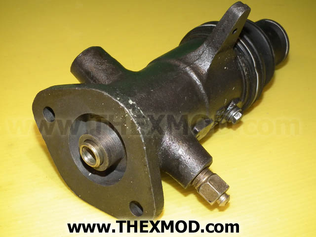 Cylinder - Brake Right Hand - LW15095 / 91067340-2