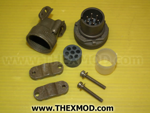 Connector - 7 Pin - FV876651 / HTMS3106E-16S-1P-1