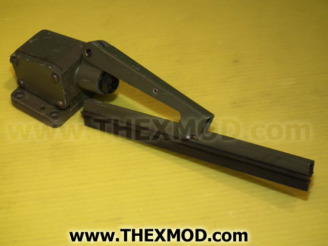 Wiper - Gearbox and Arm - FV2038527 / 036817-1