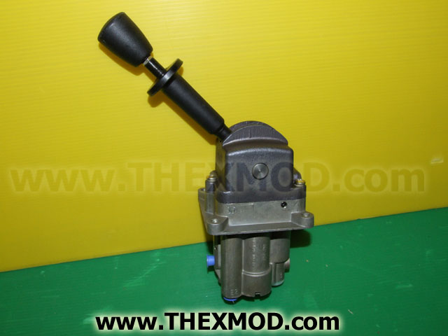 Valve - Hand Brake - Wabco APGA6648A-1