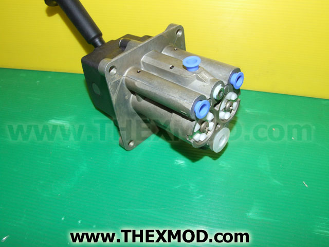 Valve - Hand Brake - Wabco APGA6648A-3