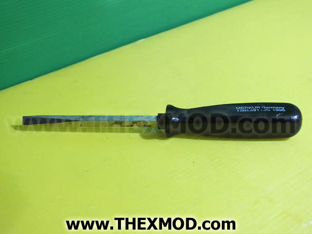 Screwdriver - Flat 6.5mm - BS 2559 - DEFSTAN 51-11-1