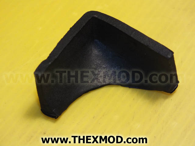 Seal - Door Pillar - 1 15/32in x 1 15/32in  332215-1