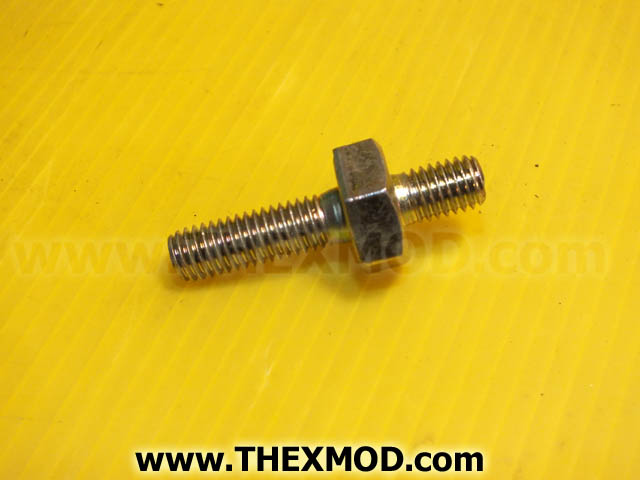Stud - Transfer Gearbox - IYR100000-1