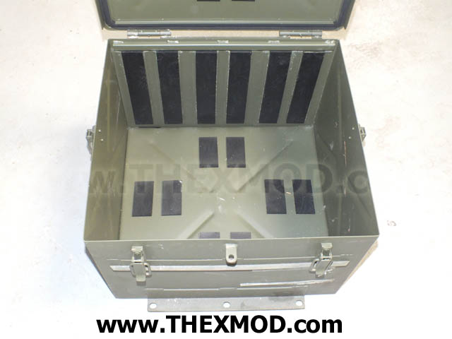 Box Stowage - FV586223-3