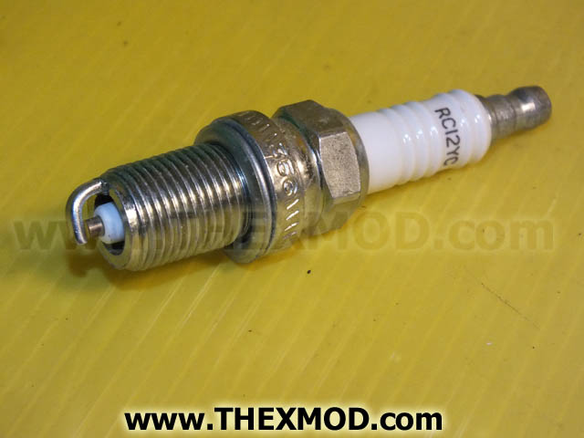 Spark Plug - 14mm x 1.25 iso - OE03/T10-1