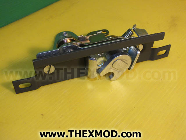 Door Lock - Left Hand - EK000126-2