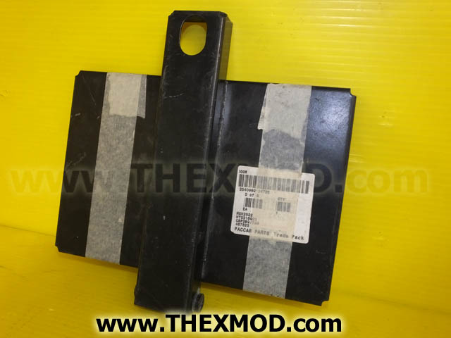 Door Stowage Jerry Can Holder - MXK2522-1