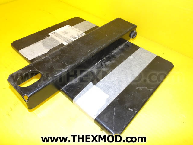 Door Stowage Jerry Can Holder - MXK2522-3