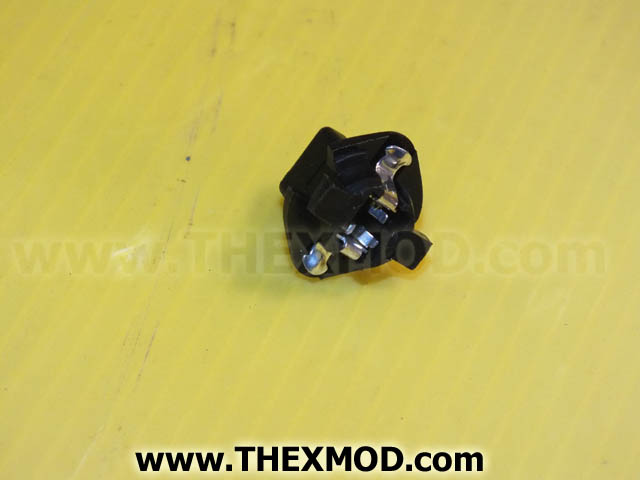 Lampholder - w2 x 4.6d Base - AAU3616-1