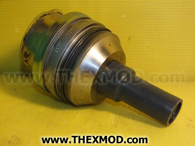 Universal Joint - RH - 90157212-2