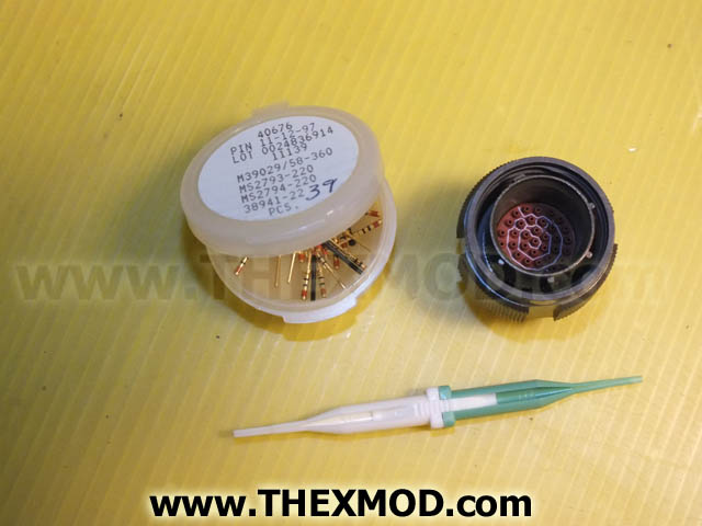 Connector Plug - 16mm Long - BS9522-2