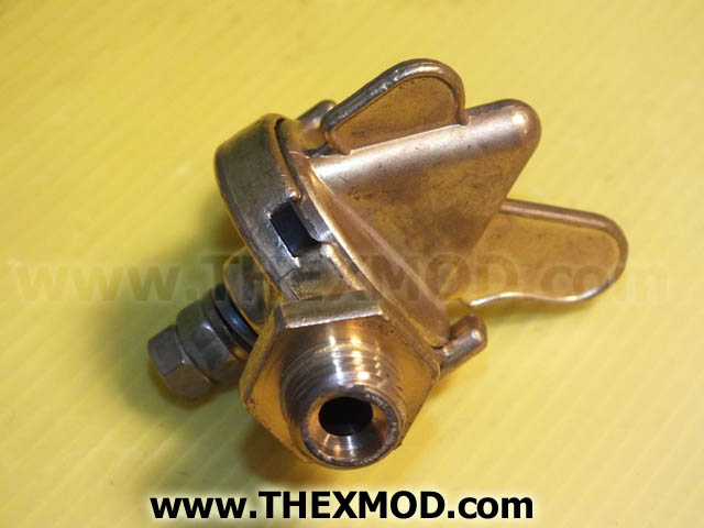 Valve Plug Fuel Tank - on/off - 453-6563-801-1