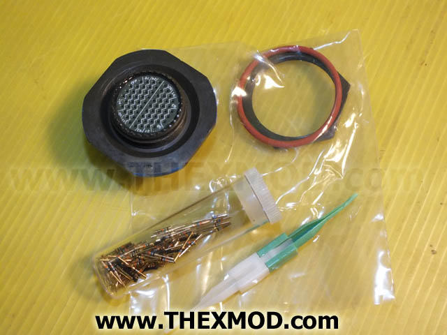 Connector - 32.5mm Long - MIL-C-38999/24-2