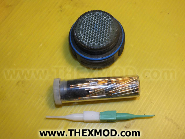 Connector Plug - DOD-C-38999/26-2
