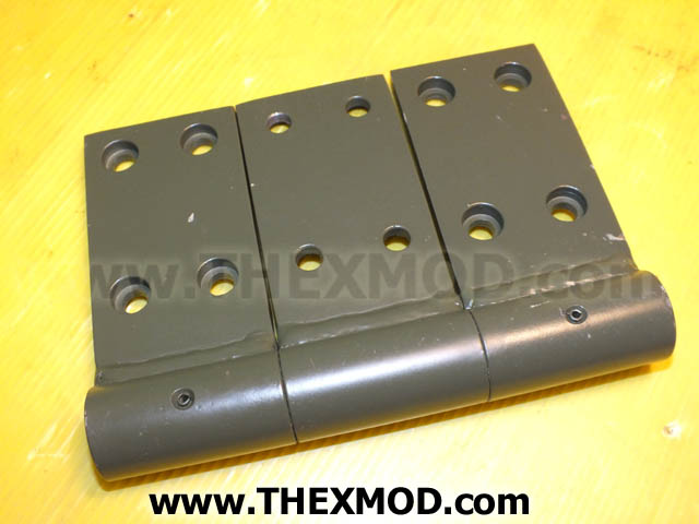 Hinge Door - Central Pivot - AA2161-558-2