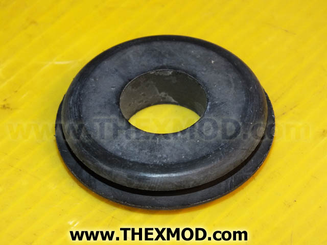 Grommet - 1 39/64in od - 5/8in dia - 022-0501-090-1