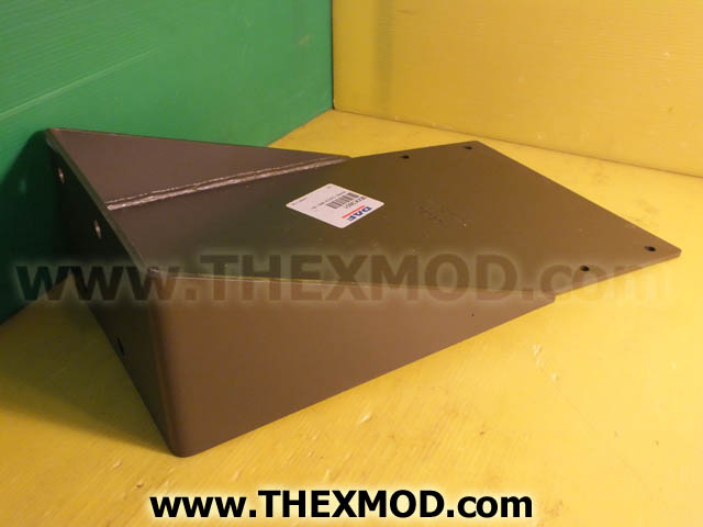 Wheel Chock Bracket - RH - MXK3601-1