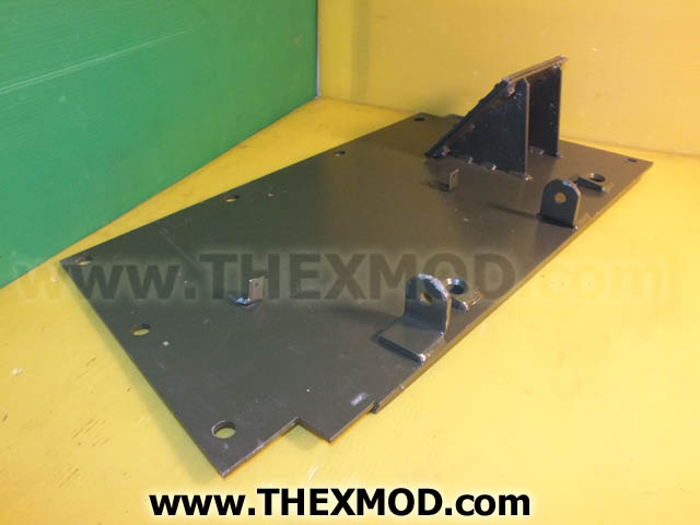 Plate - Trackguard - 22in x 11.1/2in - FV611722-2