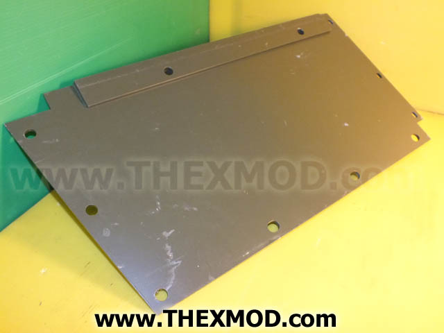 Plate - Trackguard - 22in x 11.1/2in - FV611722-3