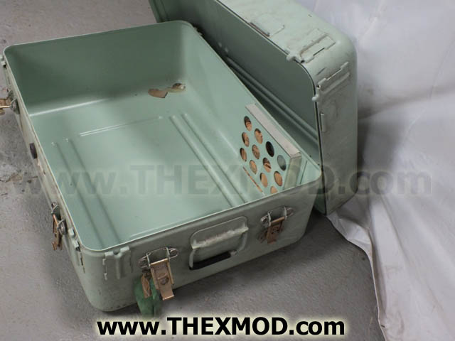 Case - 28.120in X 20.620in X 13in- 69/00419/001-4