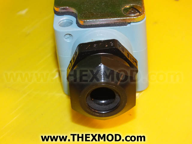 Switch - 9381253-3